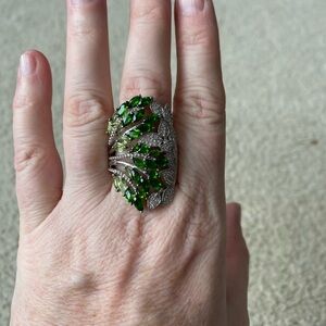 Big bold green  STS vine ring